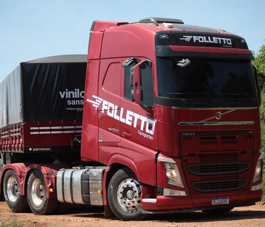Caminhão Volvo FH Folletto